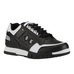 Metros Sneakers