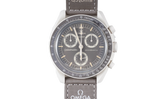 Swatch x Omega Bioceramic Moonswatch "Mission On Earth Desert" SO33T103