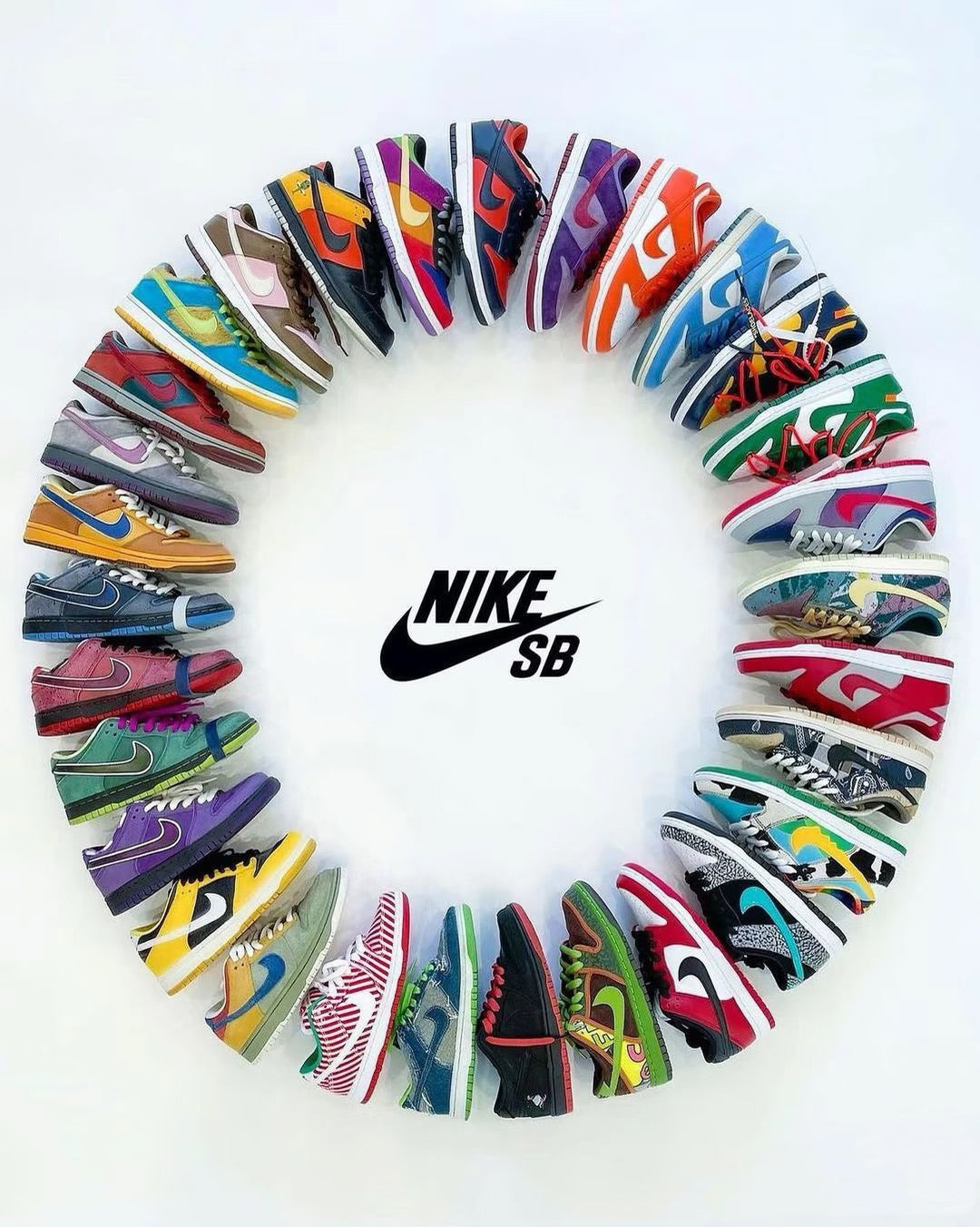 NIKE