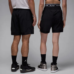 Diamond Woven Short -Mens
