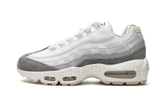 Air Max 95 QS "Light Bone-Glow in the Dark" DV2593 100
